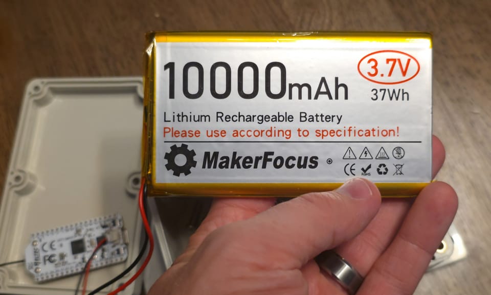 Makerfocus 3.7v 10,000mAh battery